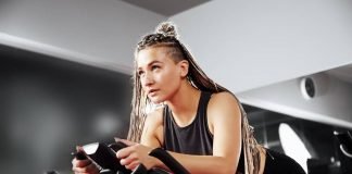 El spinning y las carreras de montaña. Pedalea fuerte El spinning y las carreras de montaña. Pedalea fuerte